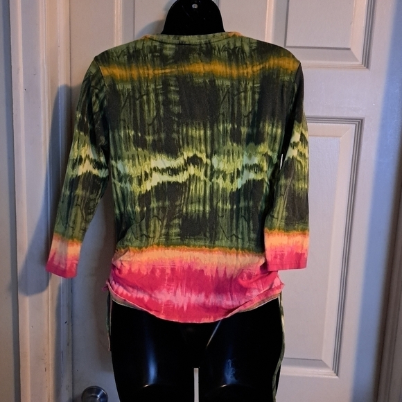 Caribbean Joe&company multicolored pullover size small A-46 5/$25 - Picture 3 of 4